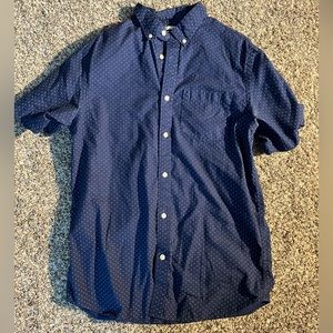 Old navy button up beach t-shirt